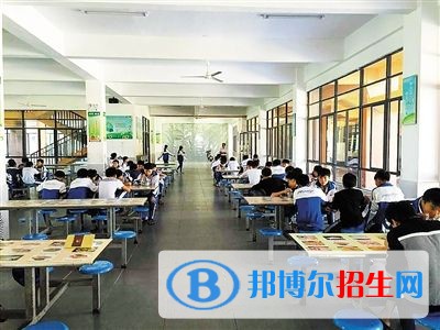 綿竹職業(yè)中專學校宿舍條件