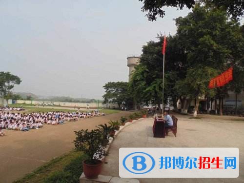 瀘州鵬程中等職業(yè)學校2022年報名條件、招生要求、招生對象