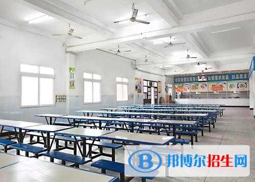 重慶市南丁衛(wèi)生職業(yè)學校宿舍條件