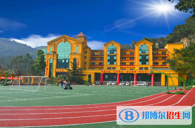 重慶渝州車輛工程技術(shù)學(xué)校2018年報(bào)名條件和招生要求