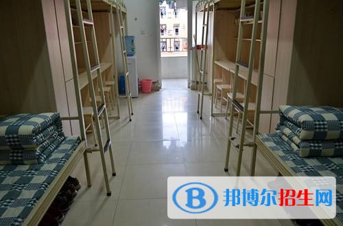 成都外語(yǔ)職業(yè)中專學(xué)校宿舍條件