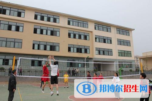 北川羌族自治縣七一職業(yè)中學(xué)2018年報(bào)名條件、招生對象