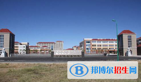 富寧縣民族職業(yè)高級中學(xué)2018年報名條件、招生對象