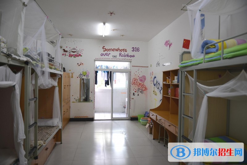 犍為縣職業(yè)高級中學宿舍條件