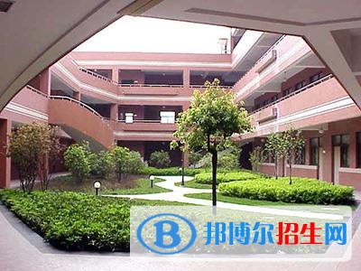 內(nèi)江第一職業(yè)中學(xué)2018年報名條件、招生對象