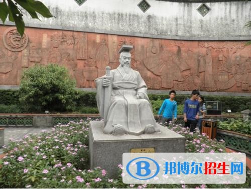 貴州省神農(nóng)中醫(yī)藥職業(yè)學校2018年報名條件、招生對象