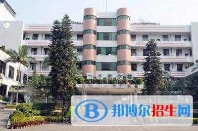達(dá)州工貿(mào)職業(yè)技術(shù)學(xué)校2018年報名條件、招生對象