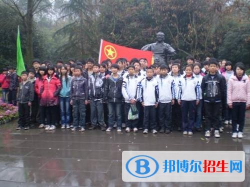 武勝縣一力中等職業(yè)學(xué)校2018年報名條件、招生對象