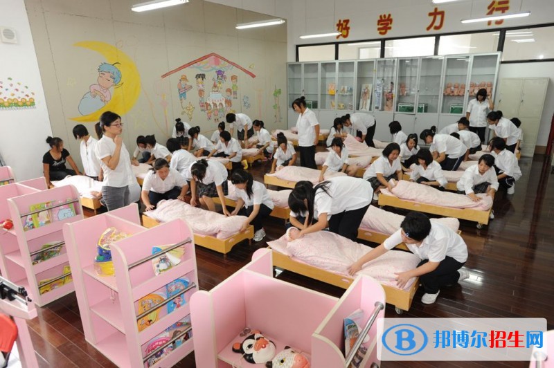 廣安市英才職業(yè)技術(shù)學校有哪些專業(yè)