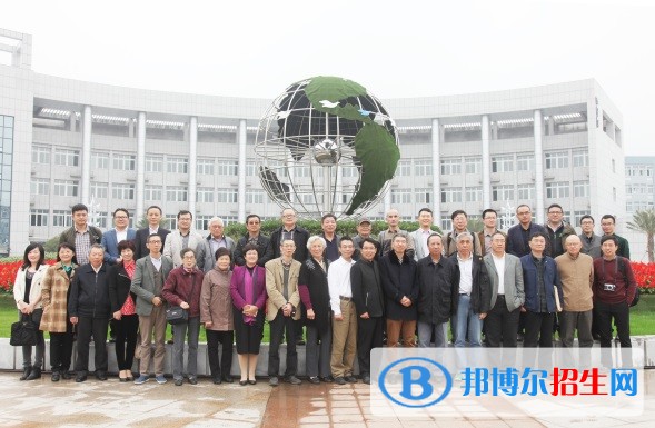 儀隴縣翔宇科技職業(yè)學(xué)校2018年報(bào)名條件、招生對象