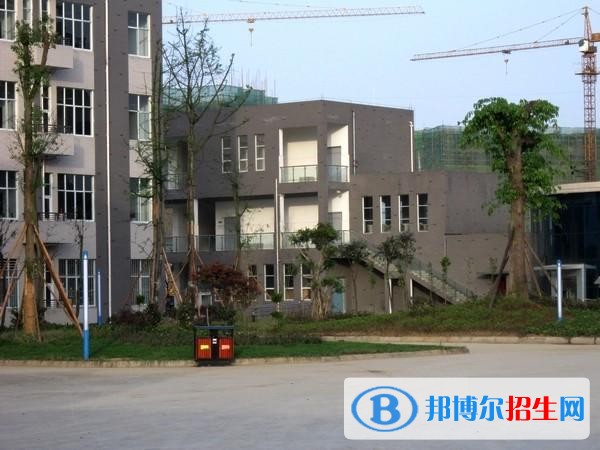 宜賓南溪區(qū)職業(yè)高級中學2018年報名條件、報名對象