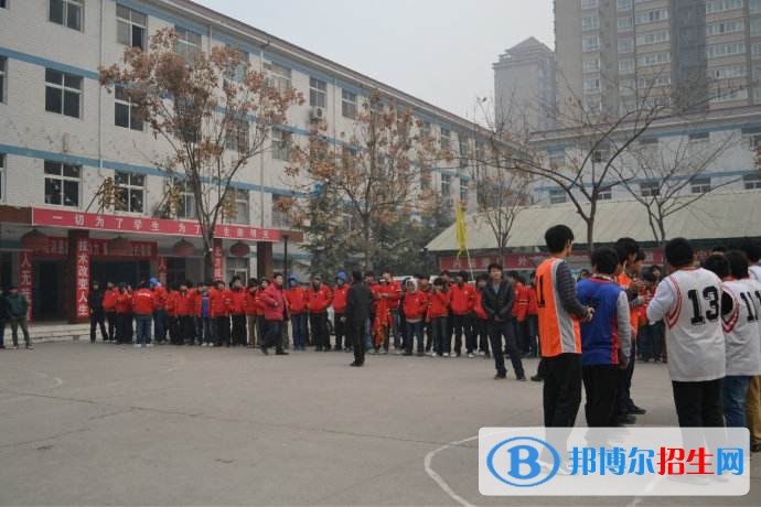建光技工學(xué)校2018年報(bào)名條件、招生對(duì)象
