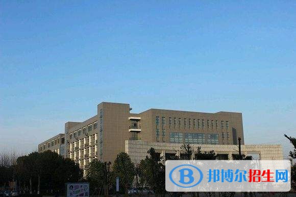 建光技工學校網(wǎng)站網(wǎng)址