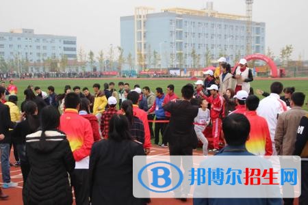西安華山技工學校2018年報名條件、招生對象