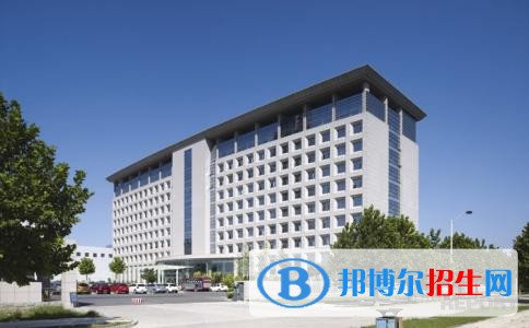 石家莊信產(chǎn)科技中等專業(yè)學(xué)校2018年報(bào)名條件、招生對(duì)象