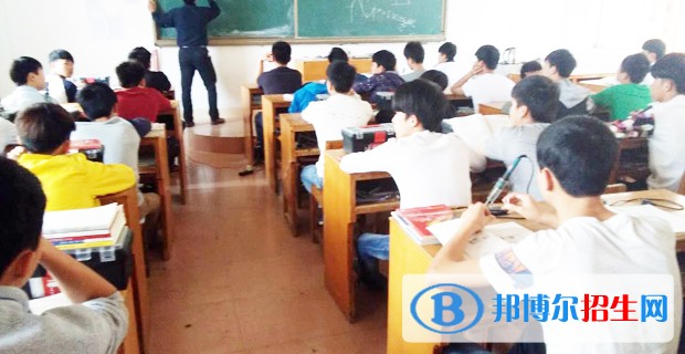 石家莊曙光中等專業(yè)學(xué)校2018年報名條件、招生對象
