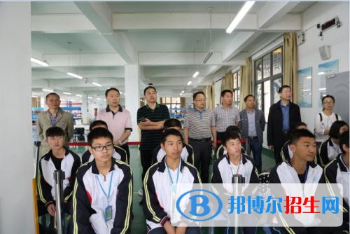石家莊華強(qiáng)鐵路工程中等專業(yè)學(xué)校招生辦聯(lián)系電話