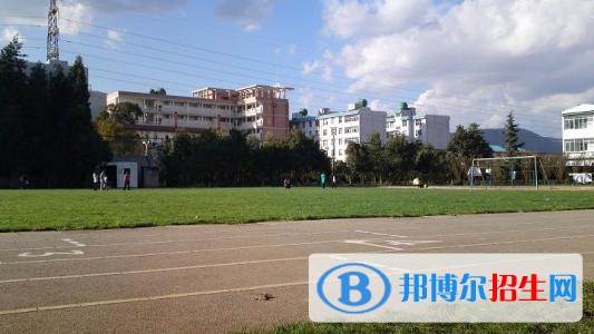  石家莊新世紀(jì)中等專業(yè)學(xué)校2018年報(bào)名條件、招生對(duì)象