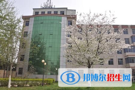 石家莊建設(shè)科技職業(yè)中專學(xué)校2018年報(bào)名條件、招生對(duì)象