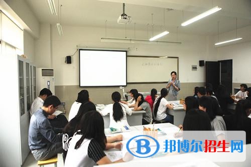 石家莊商務(wù)外貿(mào)中等專業(yè)學(xué)校地址在哪里