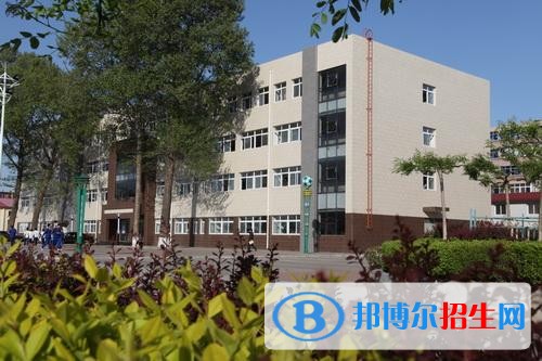 秦皇島技師學(xué)院2018年報名條件、招生對象