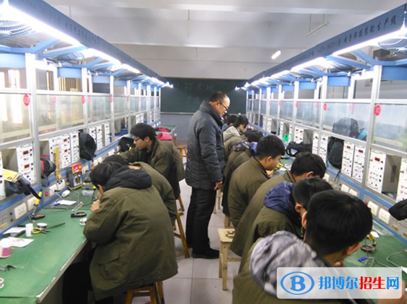 趙縣綜合職業(yè)技術(shù)教育中心招生辦聯(lián)系電話(huà)