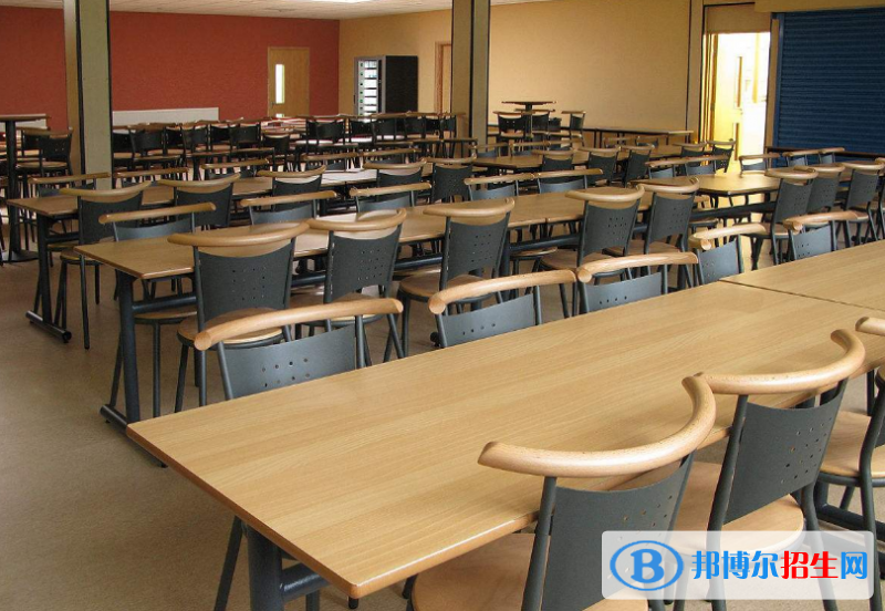 石家莊百富勤中等專業(yè)學校宿舍條件