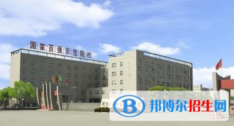 衡水東方計算機(jī)學(xué)校2018年報名條件、招生對象