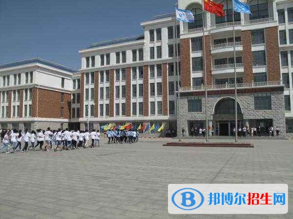 滄州渤海中等專業(yè)學(xué)校2018年報名條件、招生對象
