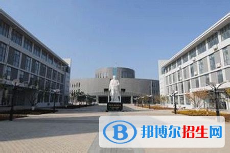 承德衛(wèi)生學校2018年報名條件、招生對象