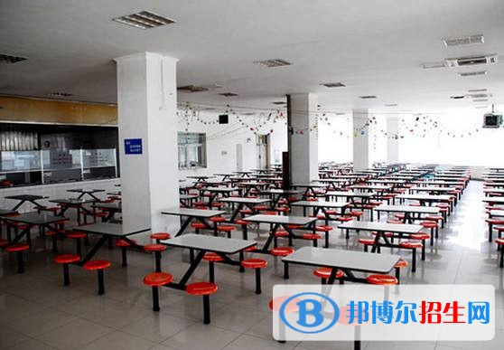 陜西亞太職業(yè)中等專業(yè)學校宿舍條件