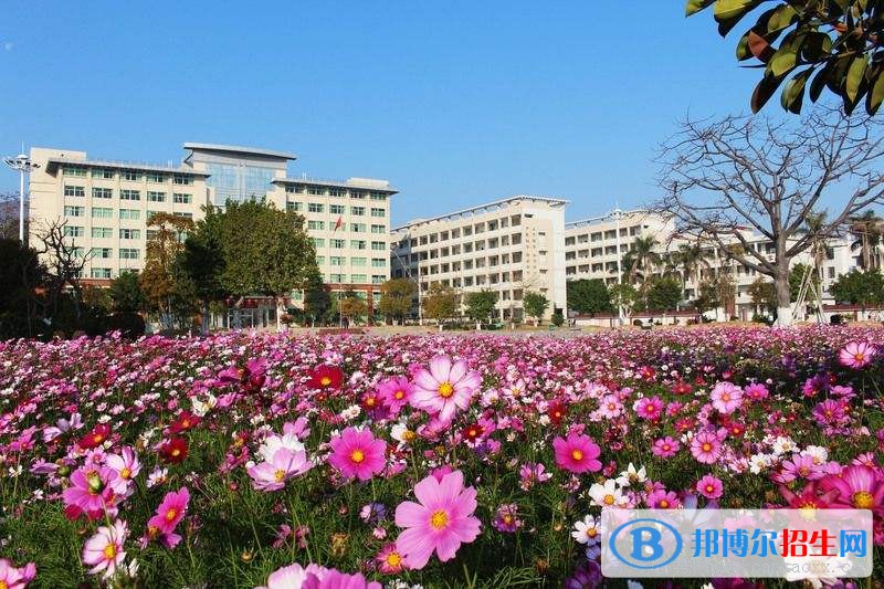 靖邊職業(yè)教育中心2018年報(bào)名條件、招生對(duì)象