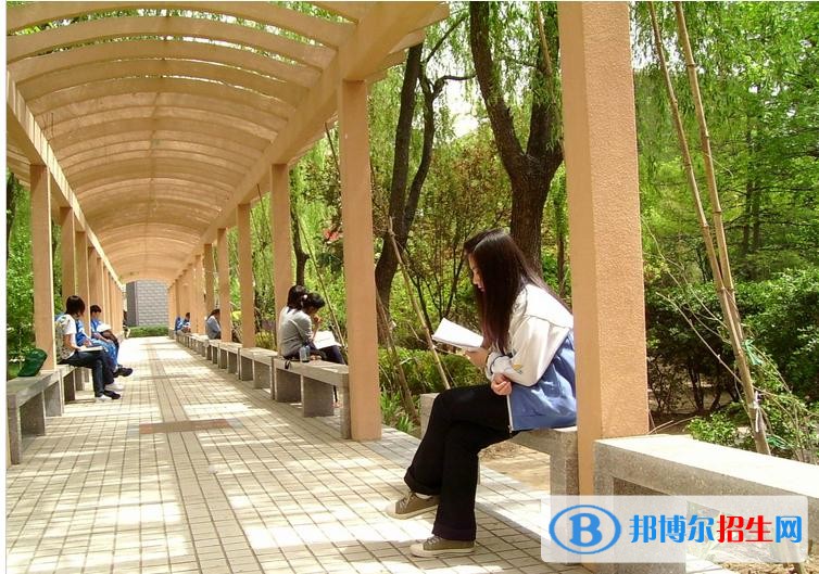 北京商貿(mào)學校網(wǎng)站網(wǎng)址