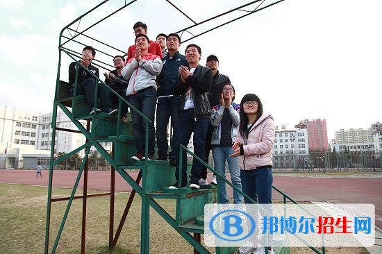 長治第八中學招生辦聯(lián)系電話
