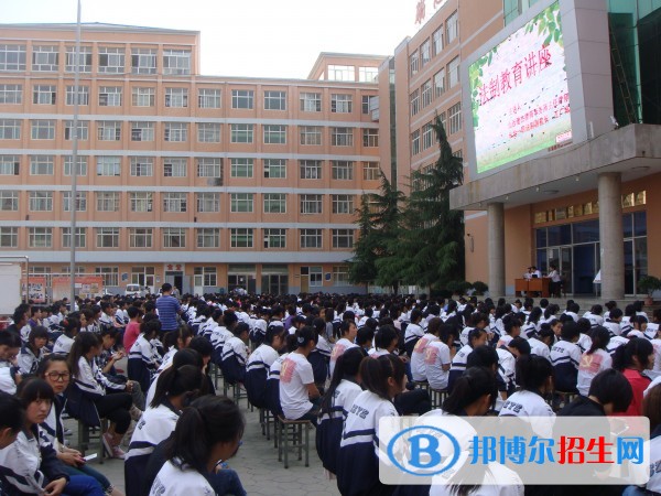 長治第二職業(yè)高級中學(xué)招生辦聯(lián)系電話