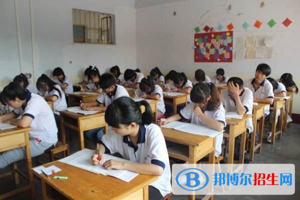 山東山礦技工學(xué)校報(bào)名條件、招生對(duì)象