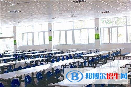 濟(jì)南歷城第二職業(yè)中等專業(yè)學(xué)校宿舍條件