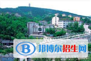 山東輕工美術(shù)學校招生辦聯(lián)系電話