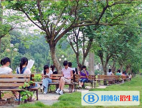 山東科技專修學(xué)院2018年報名條件、招生對象
