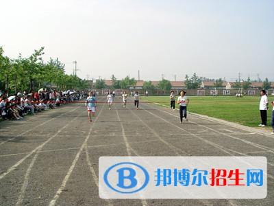 山東物資學校2018年報名條件、招生對象