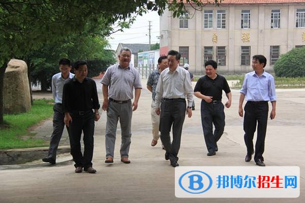萊西市機(jī)械工程學(xué)校報(bào)名條件、招生對象