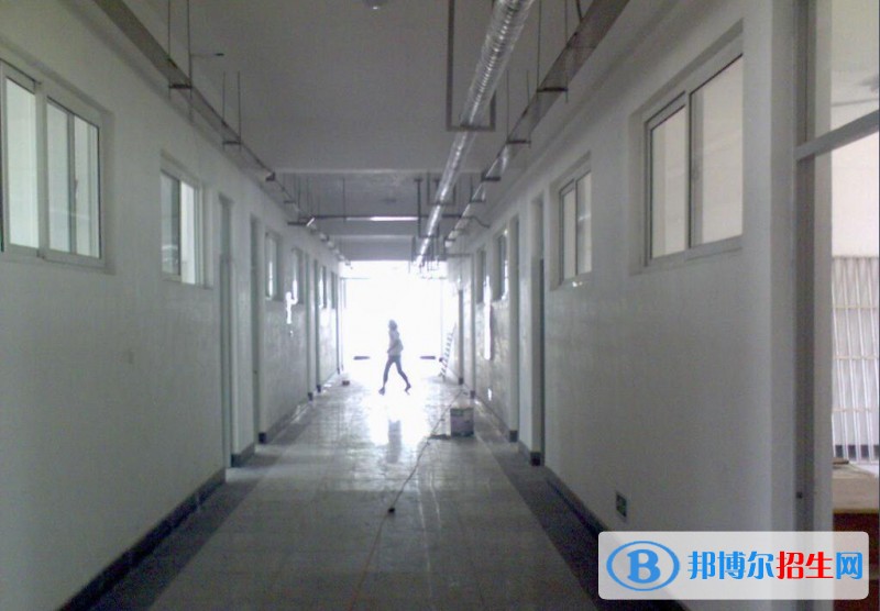膠州市職業(yè)教育中心校2018年報(bào)名條件、招生對象