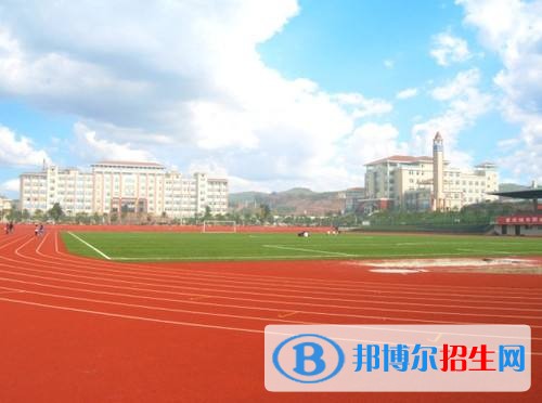 重慶建筑工程職業(yè)學(xué)院?jiǎn)握泻?jiǎn)章