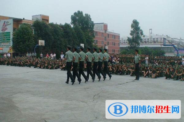 成都初中畢業(yè)上什么中專學校好