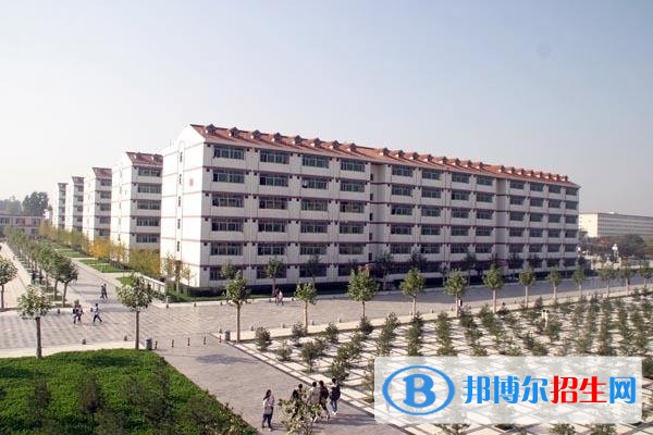 西京學(xué)院?jiǎn)握谐煽?jī)查詢時(shí)間