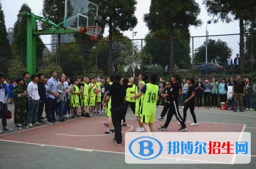 貴陽(yáng)讀中專學(xué)校好還是高中好