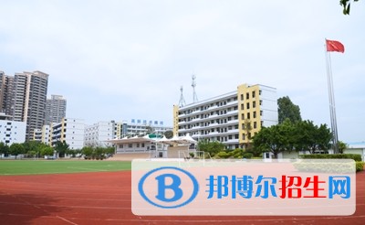 陜西初中女生讀什么中專學校好