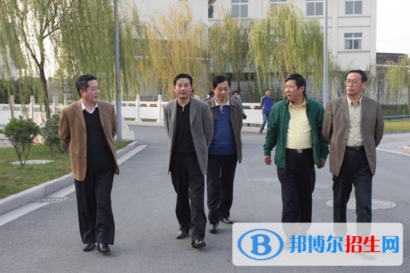 揚州技工學校2019年報名條件、招生對象
