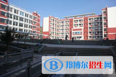 云南初中女生畢業(yè)后讀什么中專(zhuān)學(xué)校好