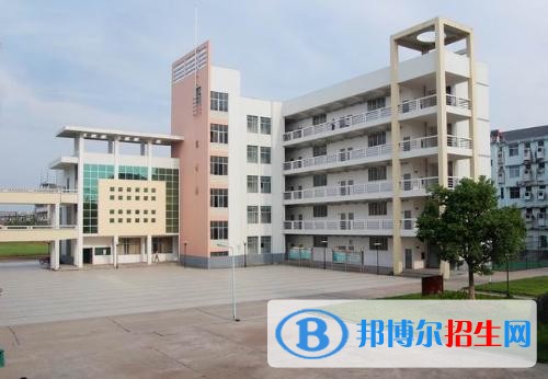 綿陽讀高中好還是讀中專學校好